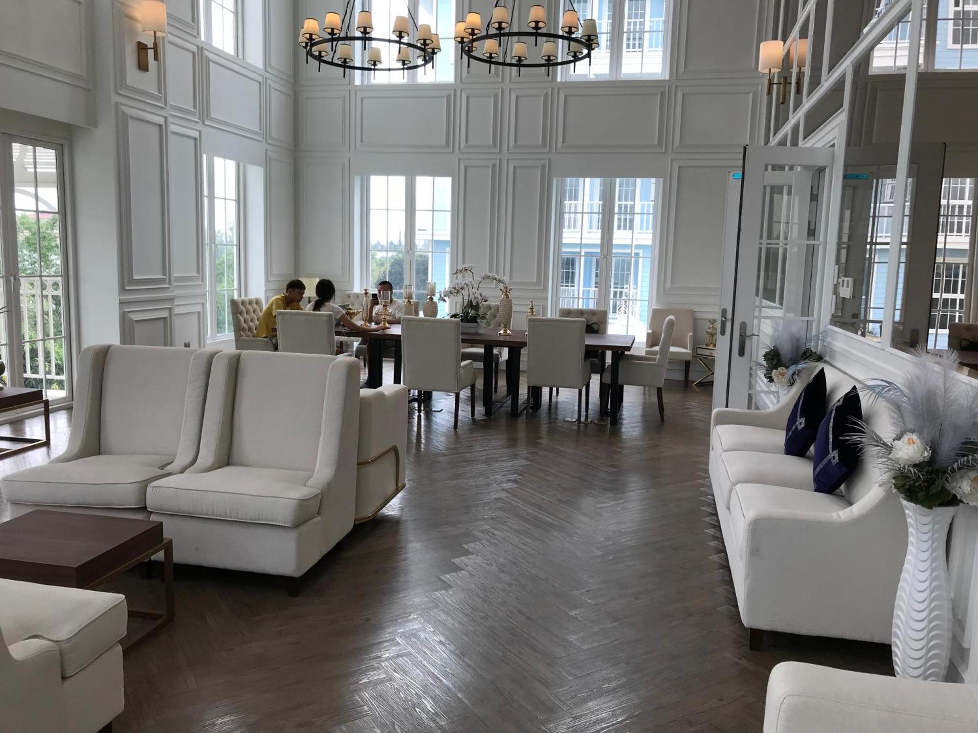 Grand Florida芭提雅带免费游泳池温泉桑拿浴和健身房瑜伽室私家海滩公寓e206 Na Chom Thian Exteriör bild