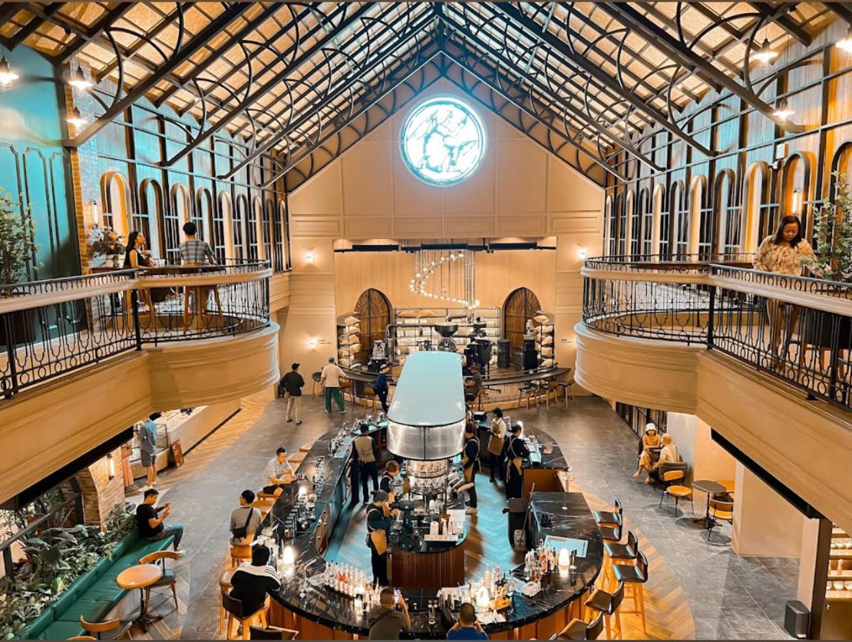 Grand Florida芭提雅带免费游泳池温泉桑拿浴和健身房瑜伽室私家海滩公寓e206 Na Chom Thian Exteriör bild