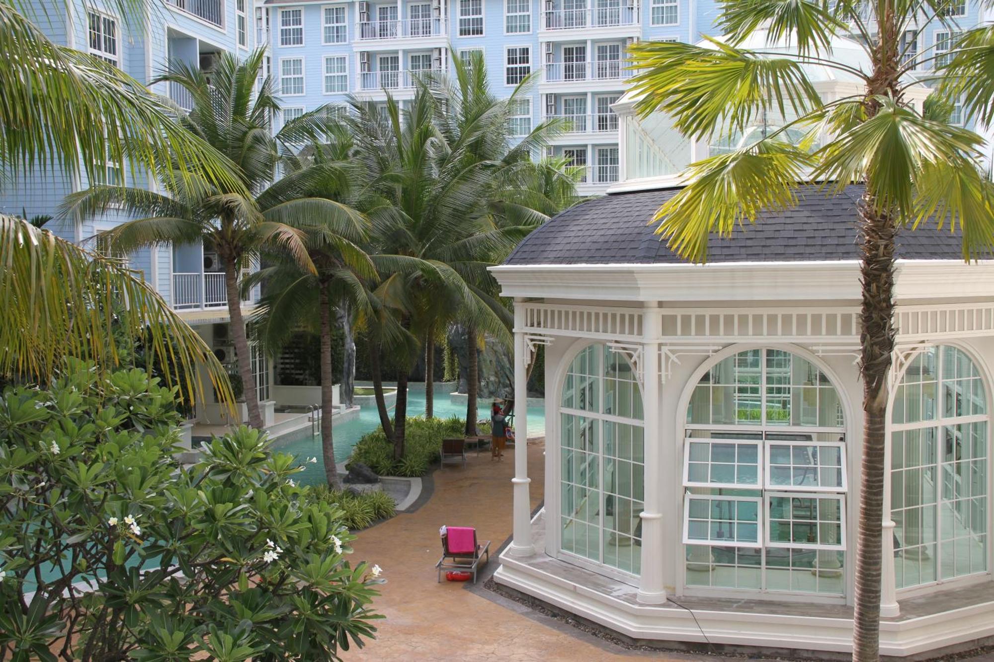 Grand Florida芭提雅带免费游泳池温泉桑拿浴和健身房瑜伽室私家海滩公寓e206 Na Chom Thian Exteriör bild