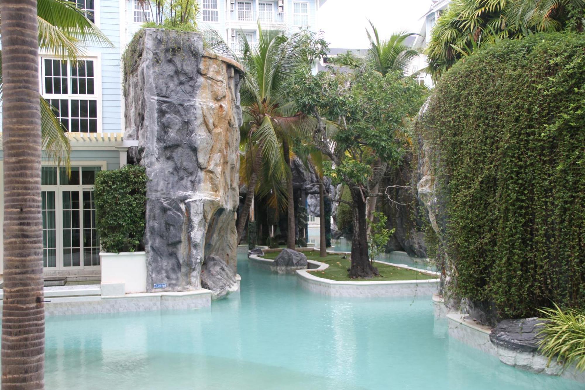 Grand Florida芭提雅带免费游泳池温泉桑拿浴和健身房瑜伽室私家海滩公寓e206 Na Chom Thian Exteriör bild